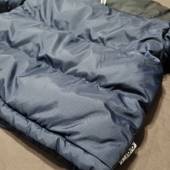 CCM Puffer Jacket Hockey Winter Snow Insulated Blue Colour Zip Up 18 Month Size - Picture 7 of 13